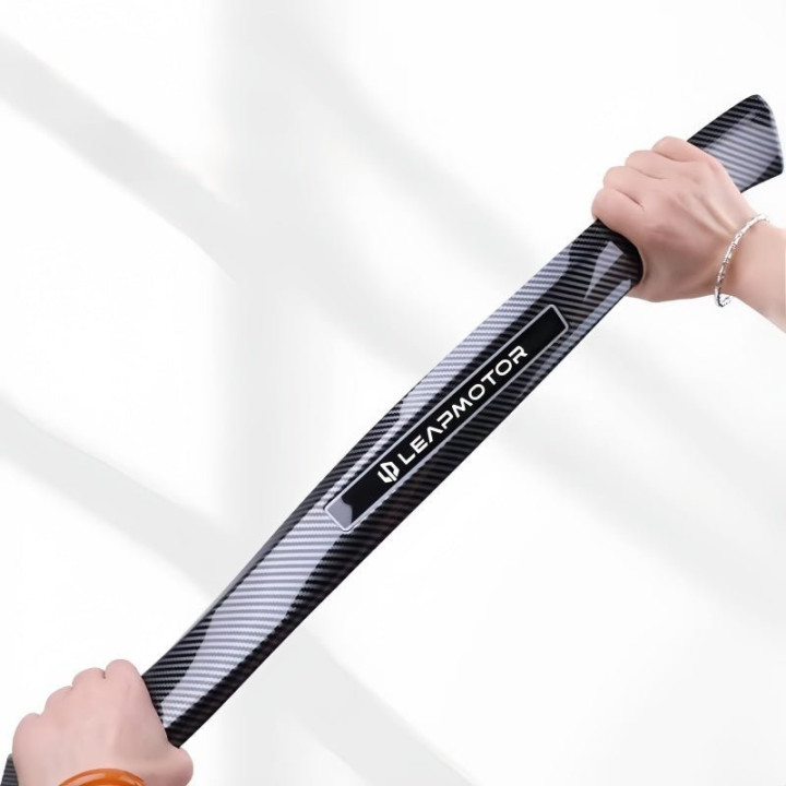 Carbon Fiber Scuff Plate for Leapmotor C10