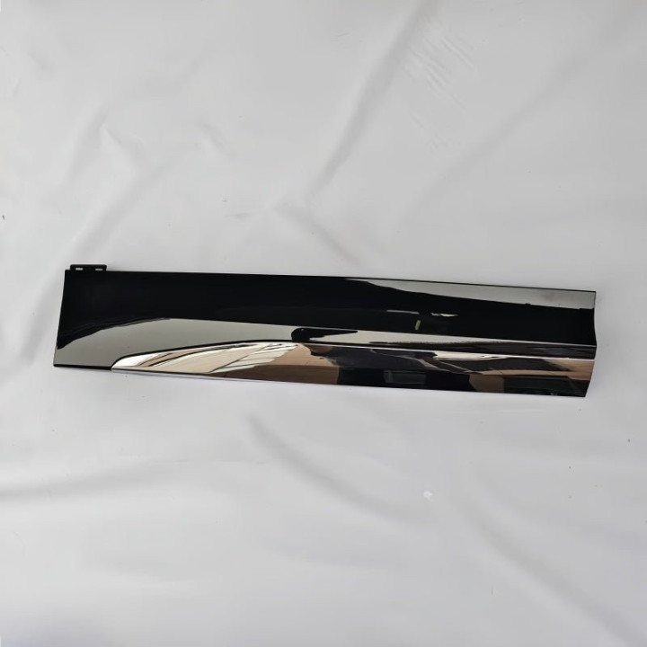Zeekr 7X OEM Door Lower Moulding / Scuff Guard