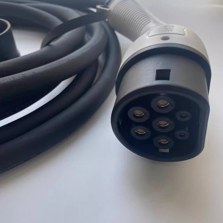 Type 2 to Type 2 EV Charging Cable (32A, 7kW) for BYD