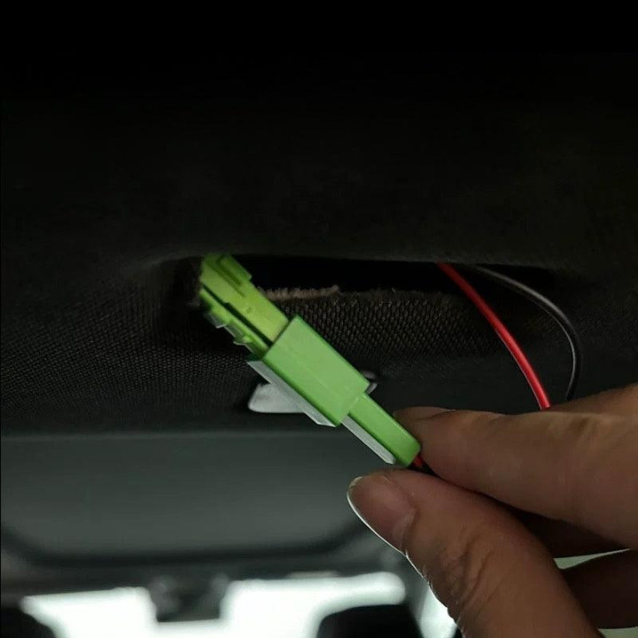 Taśmy LED do bagażnika z automatycznym włączaniem do MG – zdjęcie 5