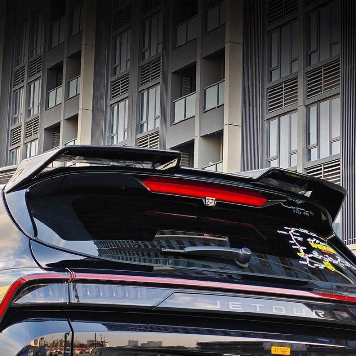 Spoiler dachowy ABS do Jetour X70 Plus – zdjęcie 4