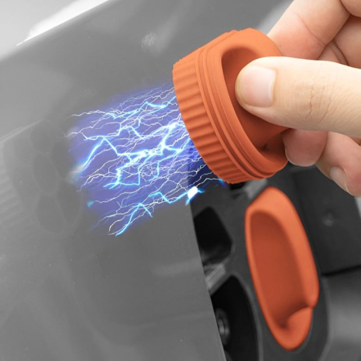 Magnetyczna osłona portu ładowania do Omoda E5 – zdjęcie 3