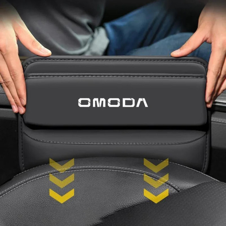 Organizer w szczelinę fotela do Omoda 5