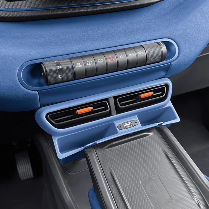 Organizer przy nawiewie z USB – BYD Dolphin Surf – zdjęcie 3