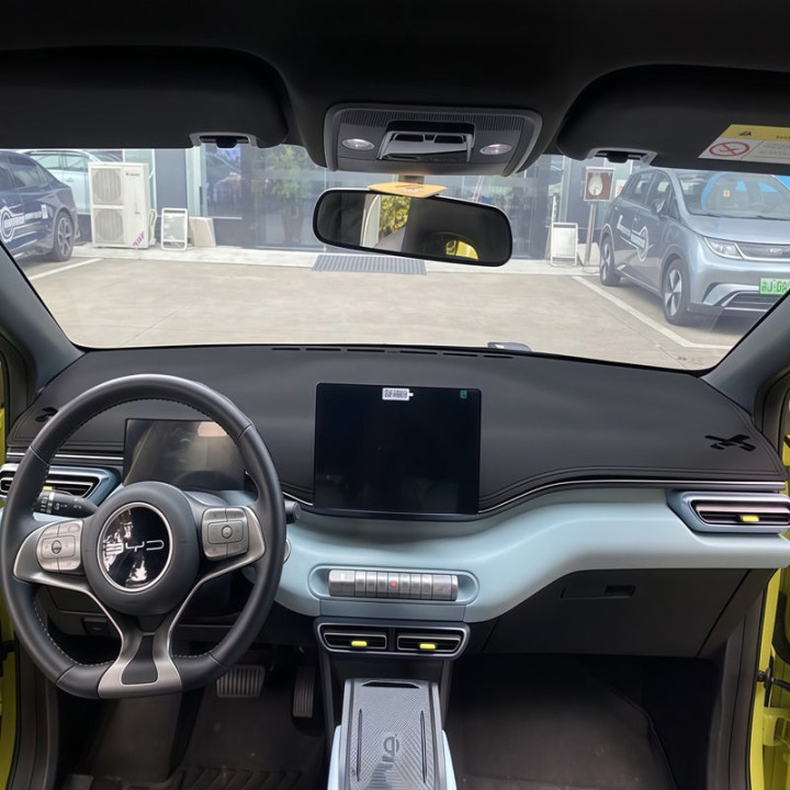 Mata przeciwsłoneczna na deskę rozdzielczą do BYD Dolphin Surf – zdjęcie 4