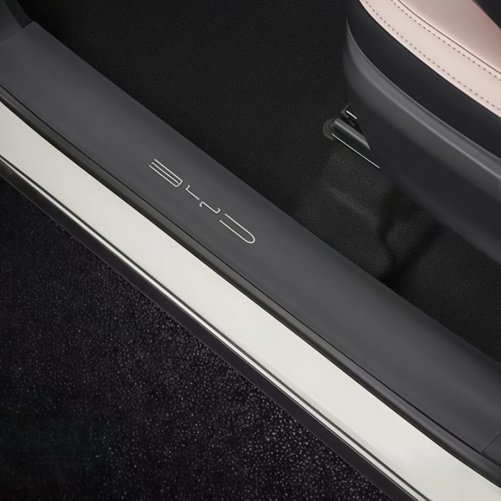 Nakładki ochronne na progi do BYD Dolphin Surf – zdjęcie 8
