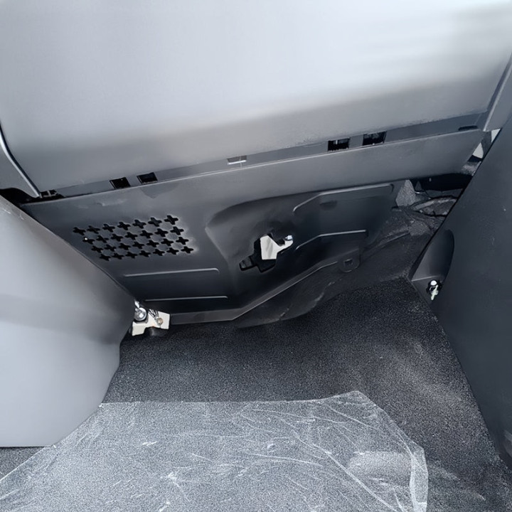 Osłona przeciw kopaniu drzwi pasażera do BYD Dolphin Surf – zdjęcie 3