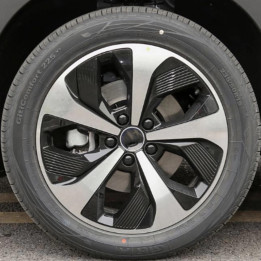 Oryginalne koło 19 cali z oponą do BYD Seal U