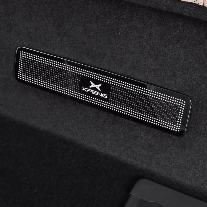 Osłona nawiewu pod fotelem do Xpeng X9 – zdjęcie 6