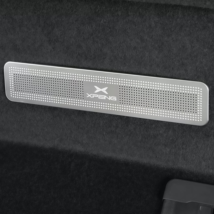 Osłona nawiewu pod fotelem do Xpeng X9 – zdjęcie 8